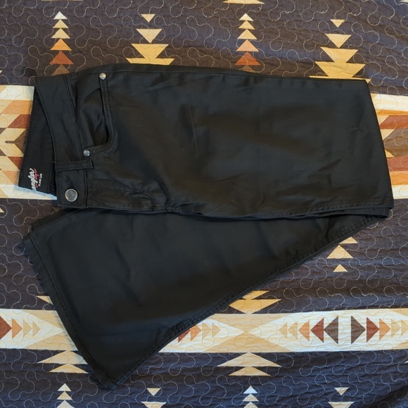 Wrangler Retro Flare Leg Jeans - Picture 1 of 5